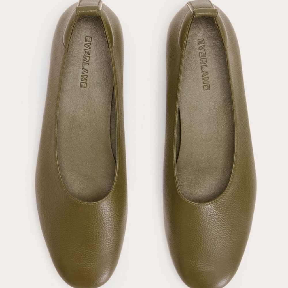 NWOB Everlane Women's Birch Green (Olive/Army) Leather Loafers
